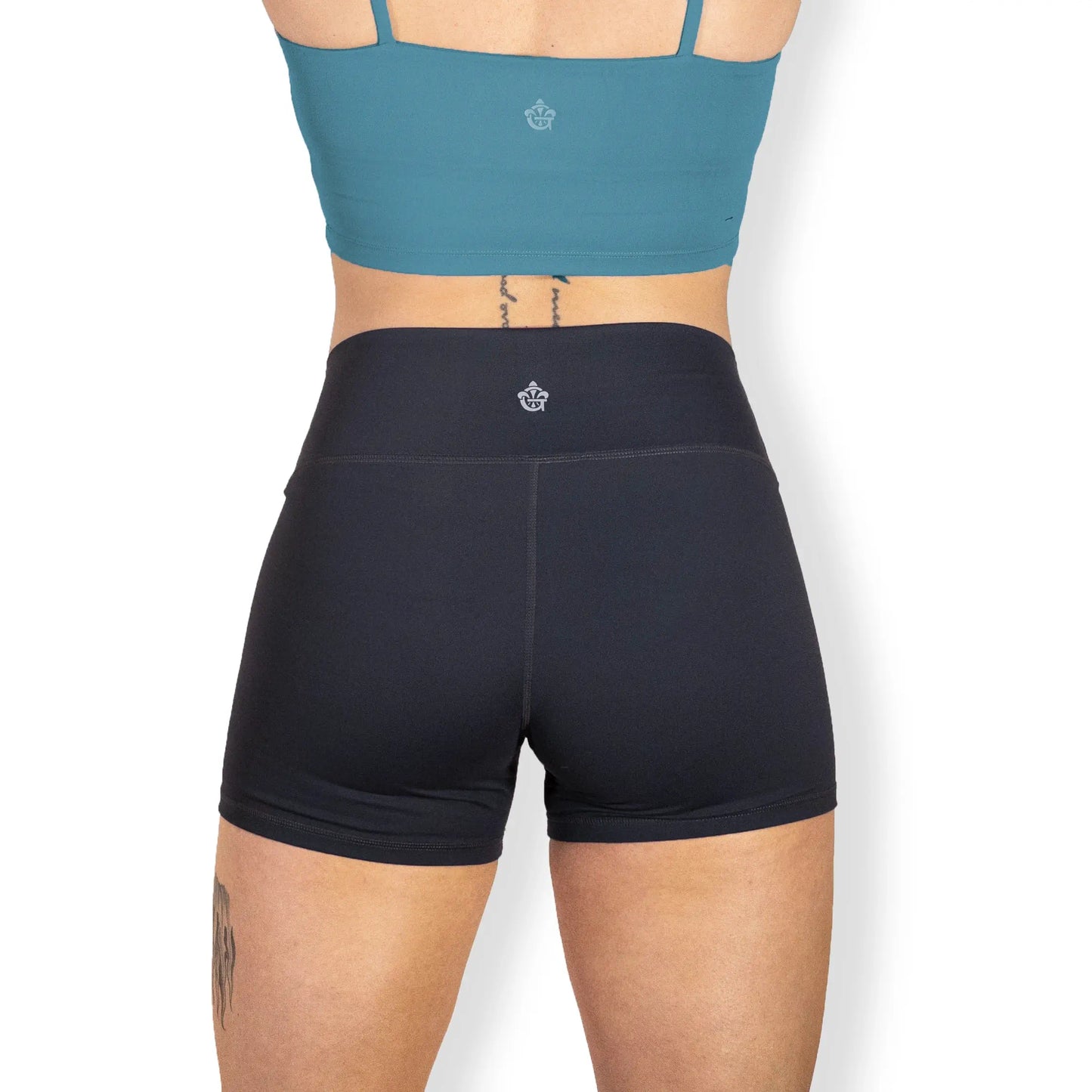 Foundation 3.5" Short